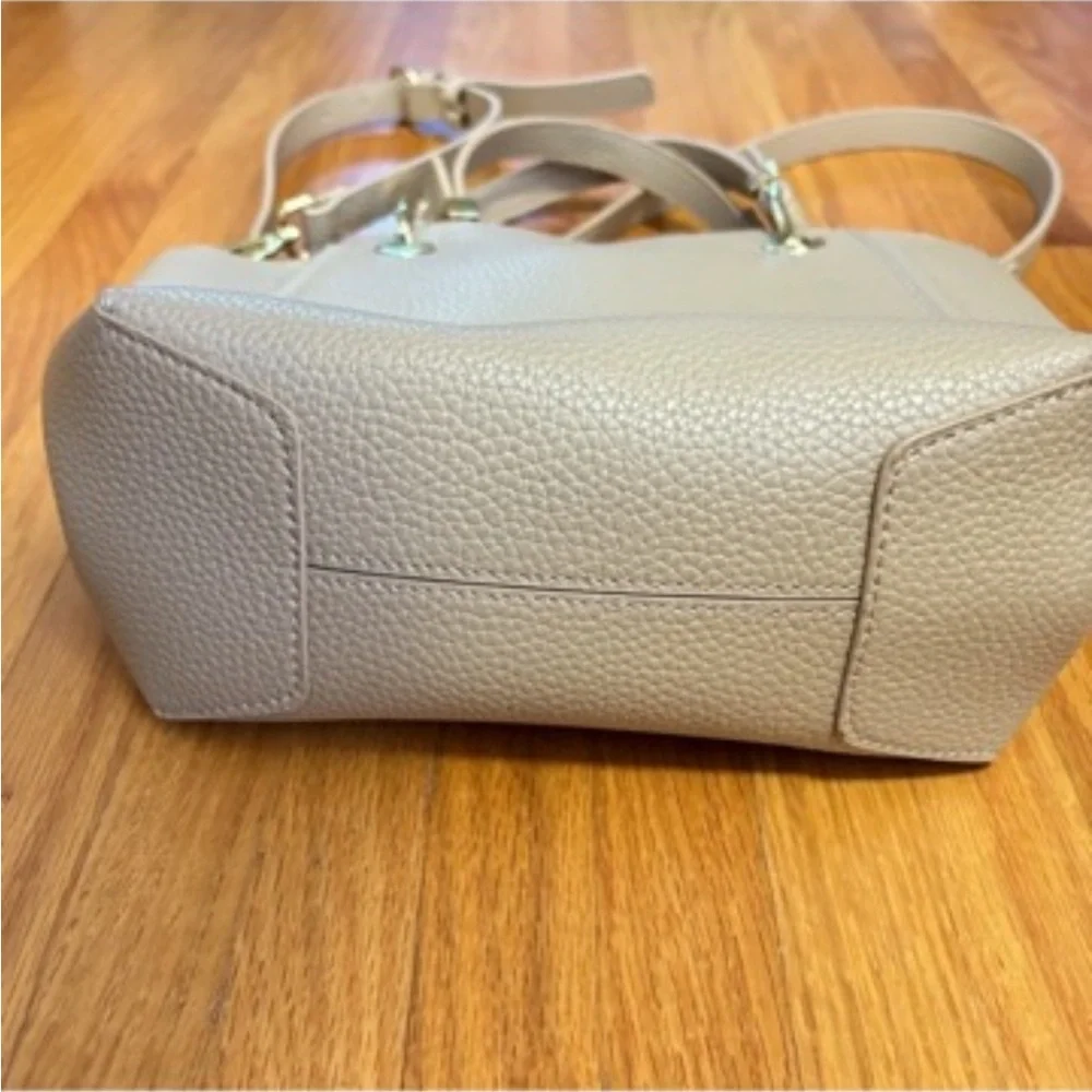 Steve Madden Tan Bag with Versatile Straps - Picture 6 of 10